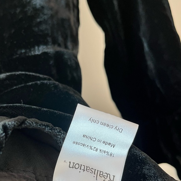 The Mary Jane – Black Velvet Femme - Picture 4 of 5